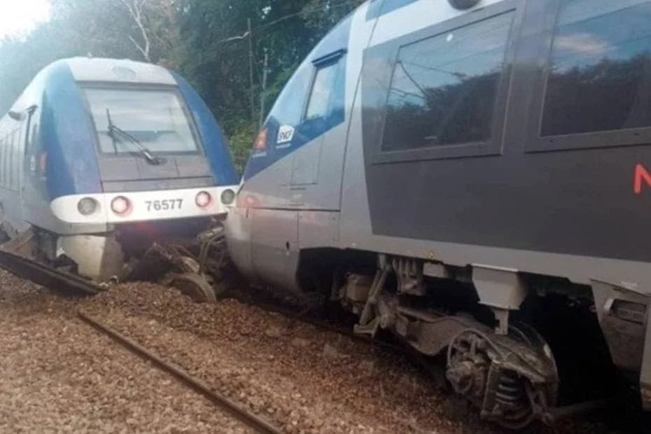 El choque dejó más de 40 heridos.