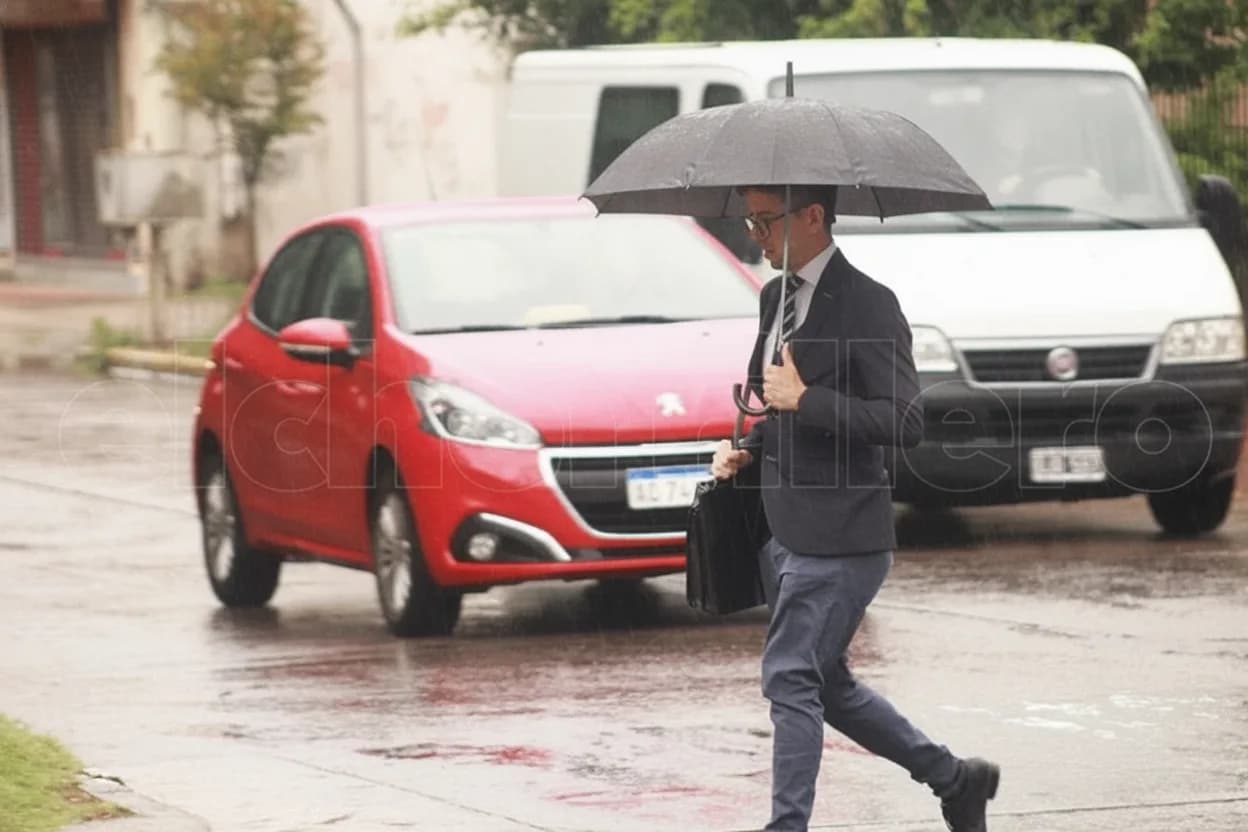 Rige una alerta por tormentas y viento.