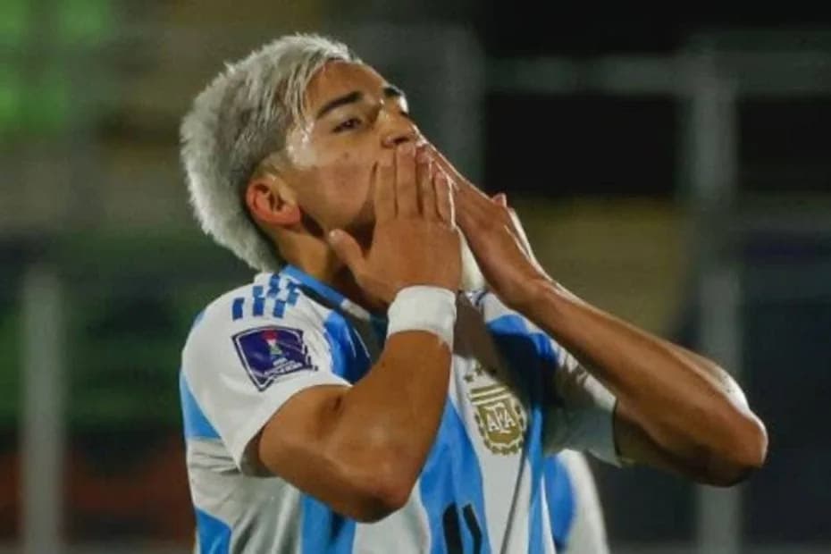 Ian Subiabre, uno de los jugadores más destacados de la convocatoria de Diego Placente.